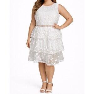 LULUS White Lace Tiered Mini Dress NWT Large Floral Embroidered Open Back Size L